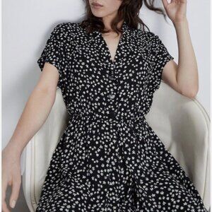 ZARA BLACK AND WHITE FLORAL DAISY SUMMER BUTTON ROMPER - SMALL